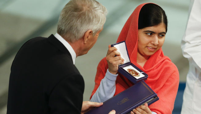 Malala Por La Paz La Niña Más Joven En Recibir En Nobel De La Paz Es Una Gran Inspiración 0157